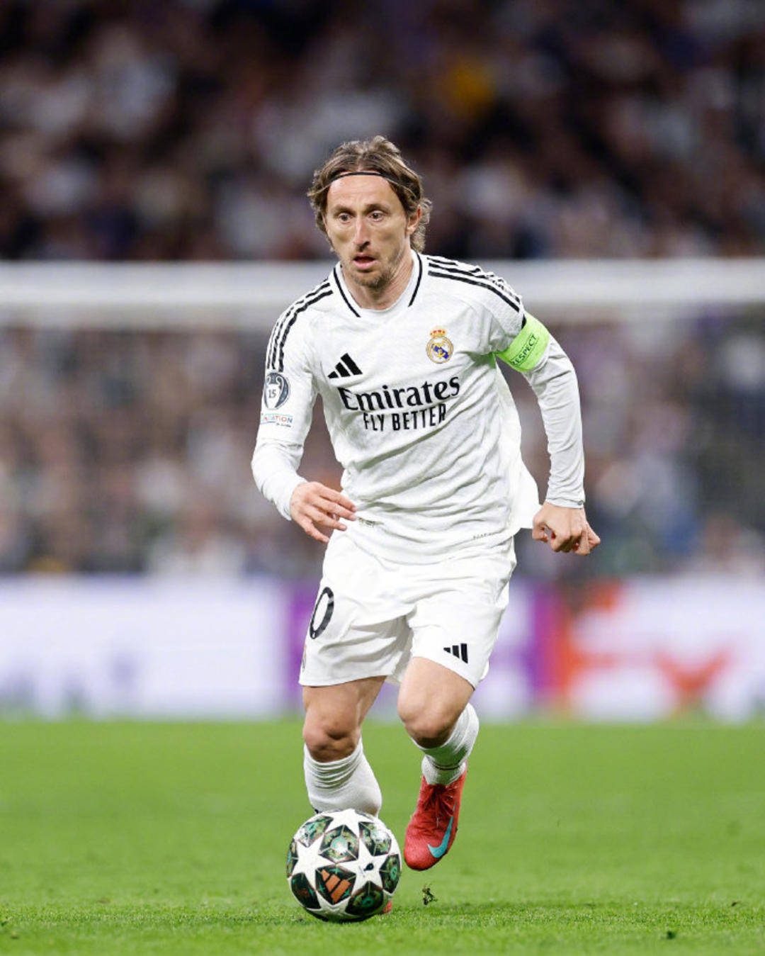 2球3助，奥利塞是有统计以来德甲单场造5球最年轻的拜仁球员